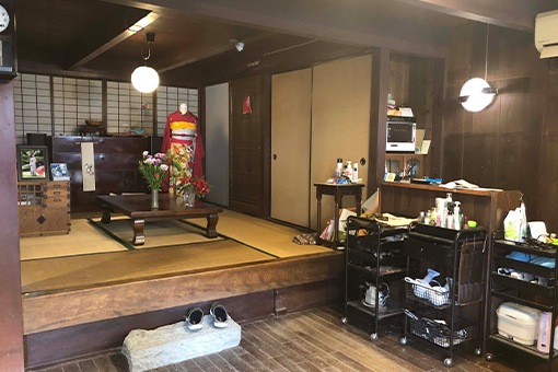 画像：紀久屋提携美容室髪屋 きっ風の店内