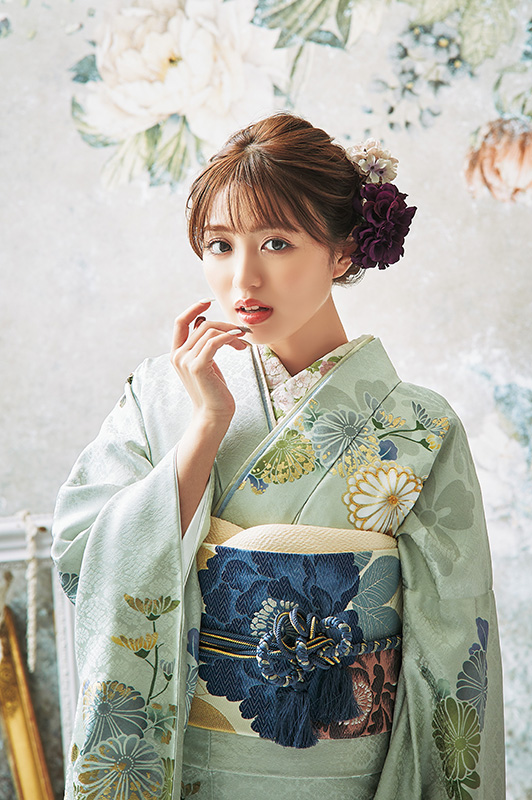少し落ち着いた振袖コーディネート
