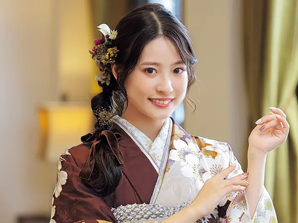 紀久屋の振袖ご購入プランの特典4:前撮り時のヘアメイク無料
