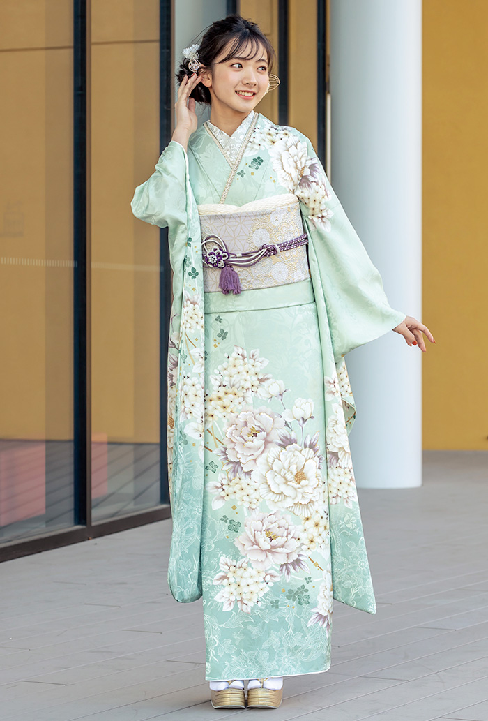 画像：ニュアンスカラーの振袖1